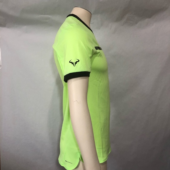 Nike Rafa Aeroreact Challenger Green Tennis Shirt - Picture 2 of 7